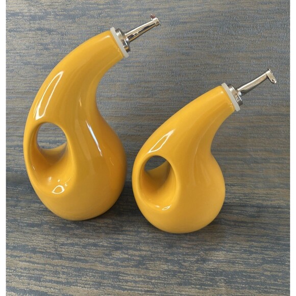 Rachael Ray 2 Piece EVOO Oil Vinegar Dispensers Mustard Yellow Ceramic Kitchen - Picture 1 of 7